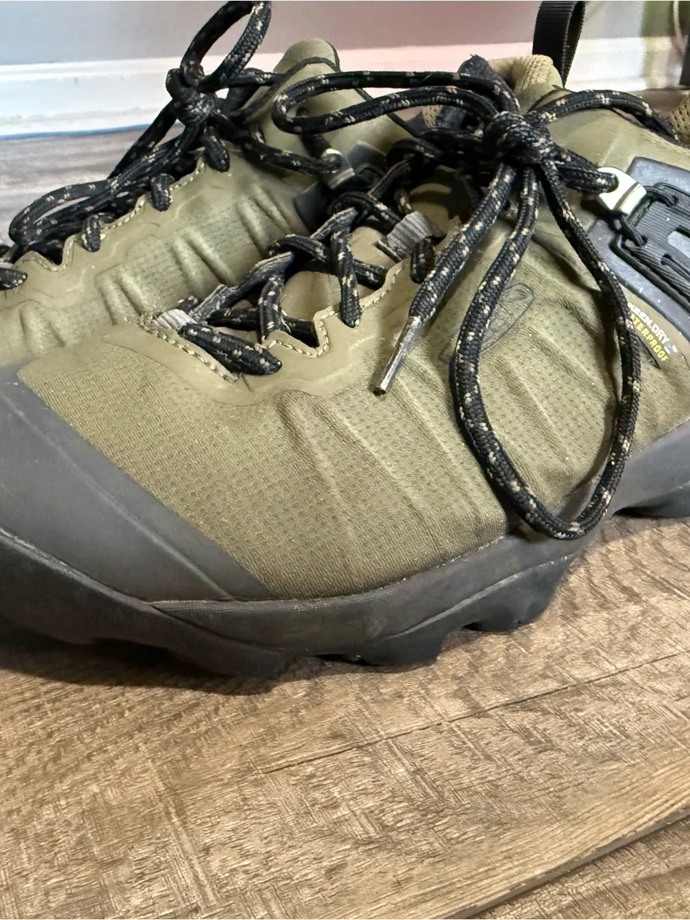 KEEN Men's Olive Green Waterproof Low-Top Hiking Shoes